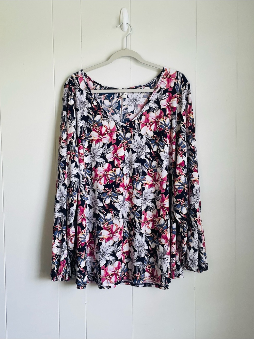 Sew Love 3X Floral Print Long Sleeve Tunic Top Navy Pink Gray White